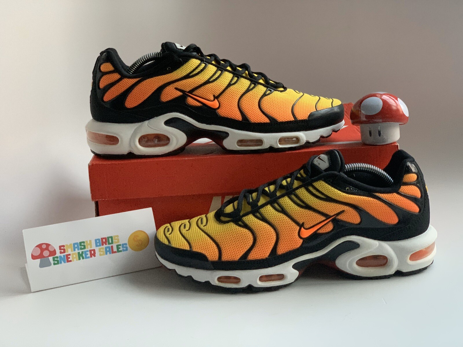 nike vapormax plus tiger