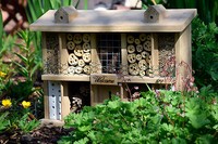 "Insektenhotel \"Landsitz Superior\", Insektenhaus Bienenhotel Nistkasten Holz Xxl"