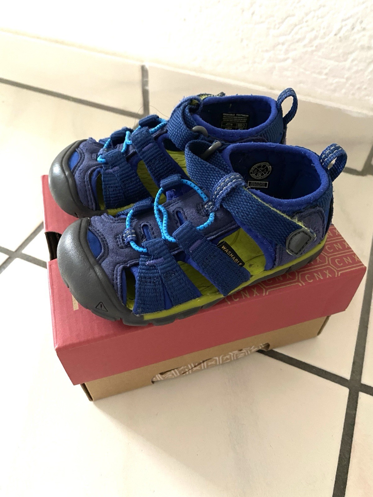 Sandalias para niños KEEN talla 23 SEACAMP II - zapatos para niños sandalias - COMO NUEVAS + EMBALAJE ORIGINAL