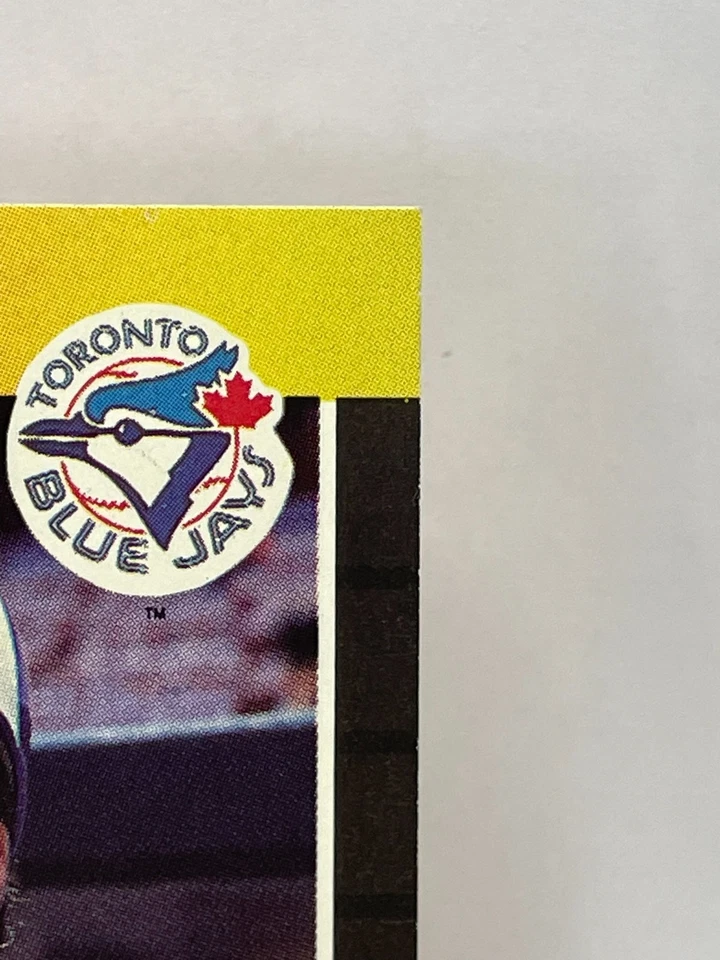 1989 Donruss Leaf Pat Borders Misprint USA Denotes Error Card #560 - Image 3 of 4