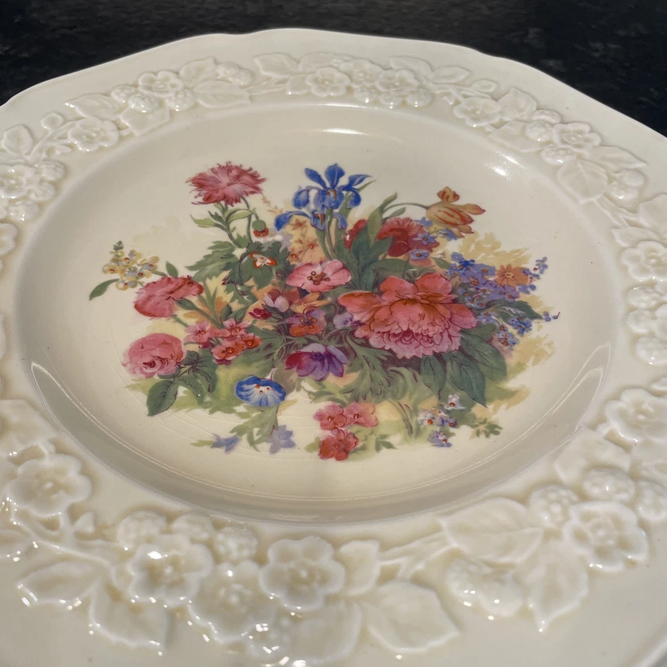 Set 6 Crown Ducal GAINSBOROUGH Dinner Plates 10” Floral Centre England Vintage - Image 4 of 4