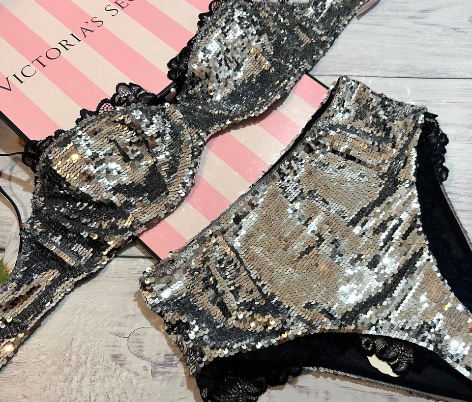 Conjunto de bragas VS For Love & Lemons Maia con aros cintura alta negro y lentejuelas Foto 2 de 4