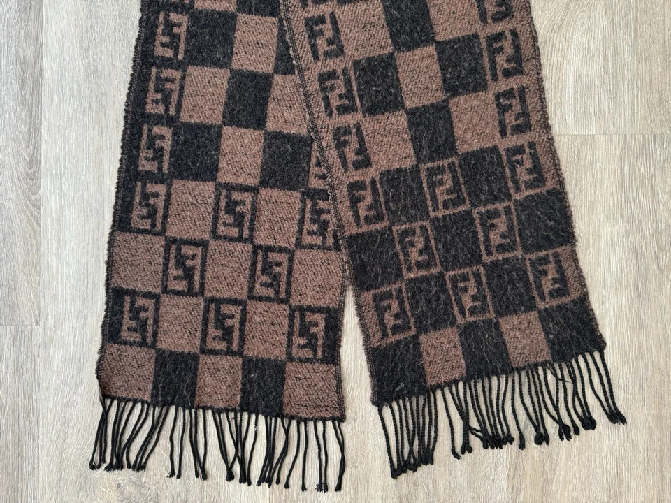 Шерстяной шарф FENDI FF MONOGRAM коричневый винтажный - Изображение 2 из 4