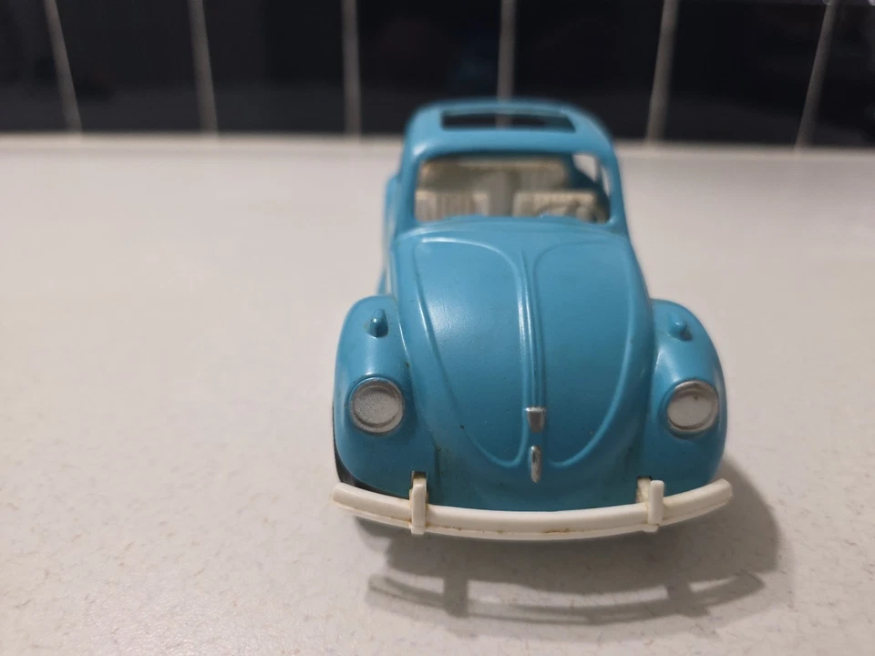 Vintage 1969 Hubley Mighty Metal Beetle Bug No. 1480 Blue - Image 4 of 4