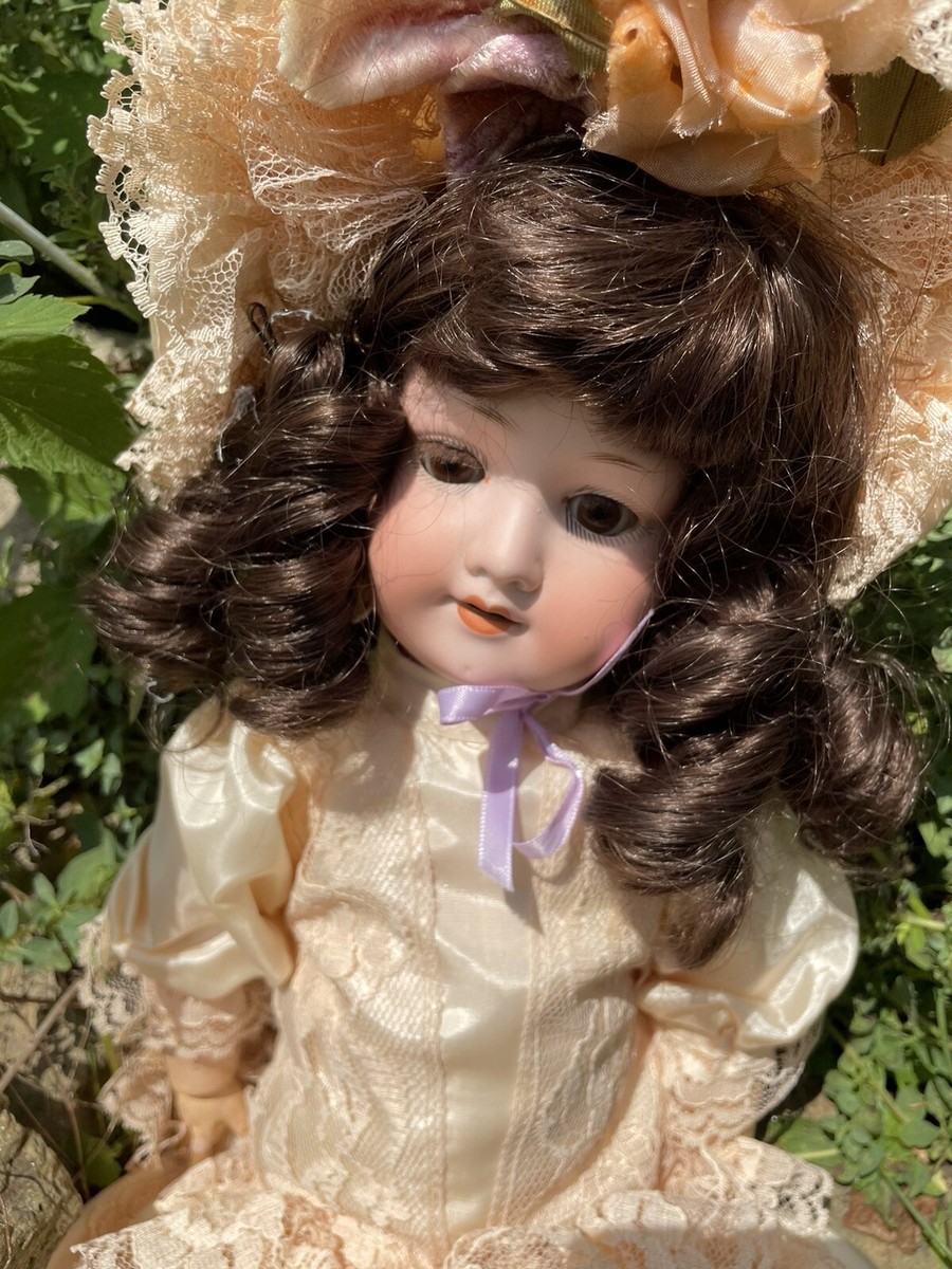 21 antique doll marked Made in Germany, 390, A 5 M.. (Armand Marseilles