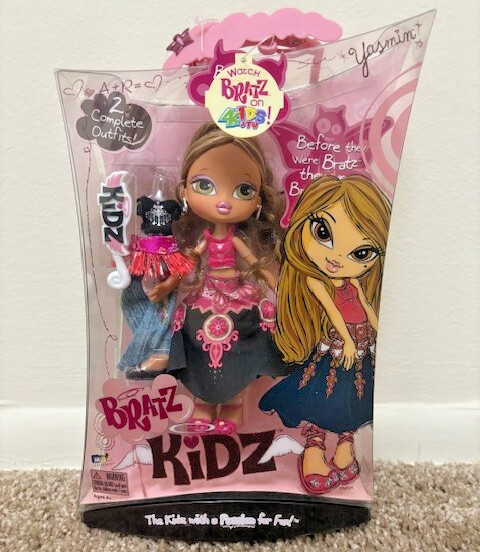 Bratz Kidz Yasmin Doll Toy with 2 Complete Outfits New in Package NRFB