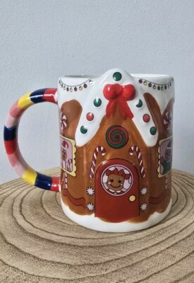 Lebkuchenhaus Becher Paperchase Candy Land bunt Weihnachten Kaffee Tee 330ml