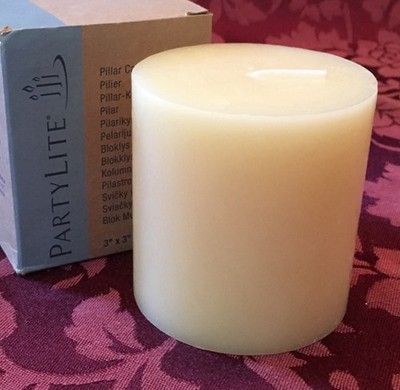 PartyLite DAFFODIL 3 x 3 Flat Top Pillar Candle C33165 New NIB Retired Floral