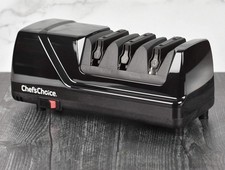 ChefsChoice 15XV EdgeSelect Professional Electric Knife Sharpener Black.