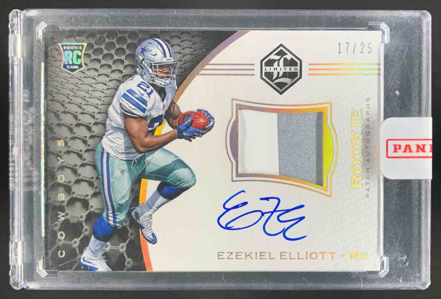 Ezekiel Elliott Panini Limited #123 Patch Autograph-Gold Spotlight