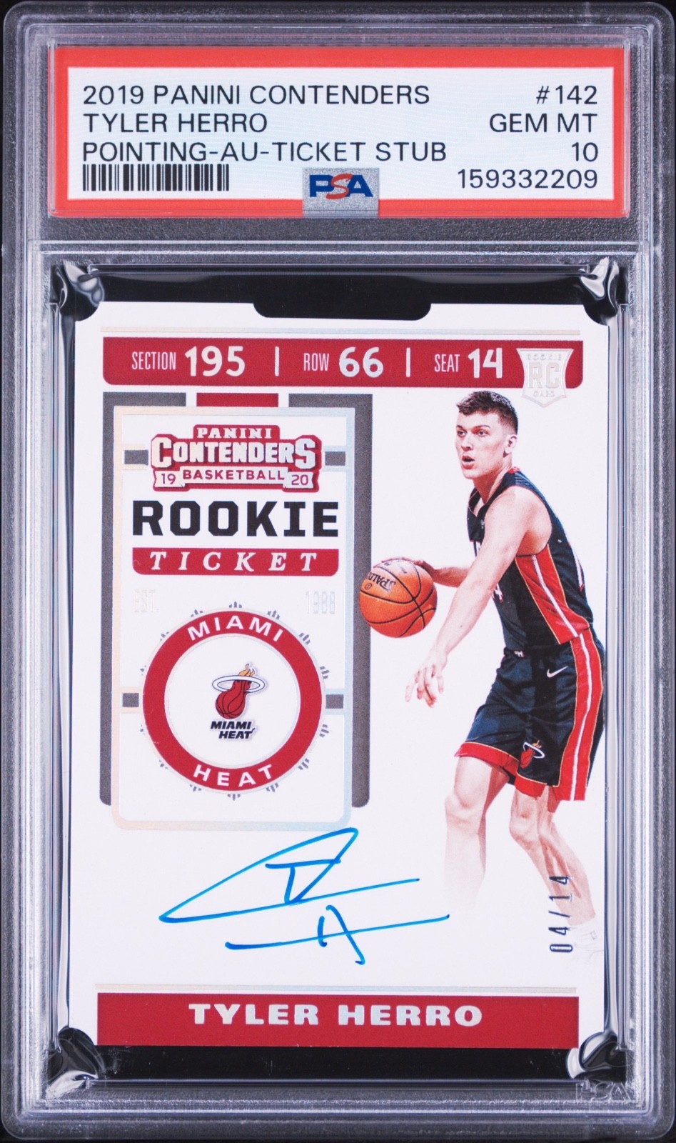 2019-20 Panini Contenders Tyler Herro Pointing Ticket Stub Auto /14 #142 PSA 10