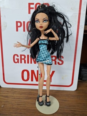 Monster High 2016 Cleo De Nile Doll Mummy Daughter. 