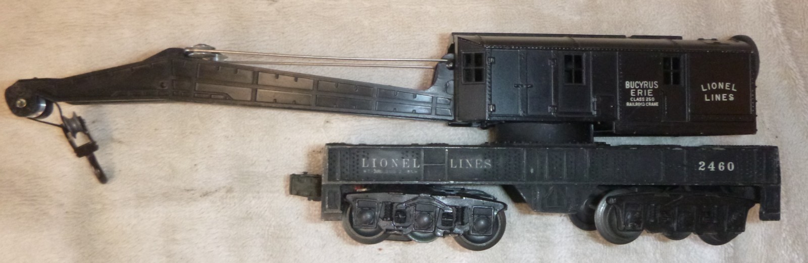 Lionel 2460 die cast chassis with black cab crane - VG condition - 2 lines-Arc