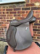 Wintec 17" GP Brown Saddle with Adjustable Gullet