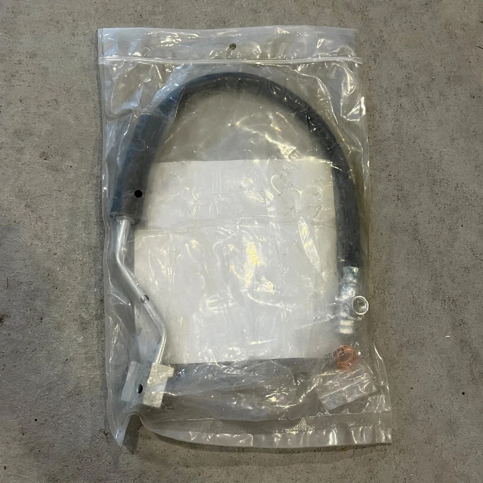 Manguera de freno delantera SP8690 | Se adapta a Toyota 4Runner 2003-2009 | Wearever/Carquest Foto 2 de 2