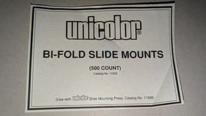 Unicolor 35mm Bi-fold Slide Mounts
