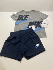 Size 2T NIKE AIR KIDS TODDLER T SHIRT AND SHORTS 2 PIECE SET NWT 40