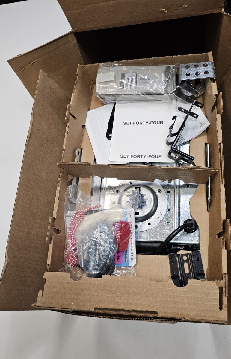 LiftMaster 83650 1/2 HP Chain Drive Garage Opener (2025),Chain