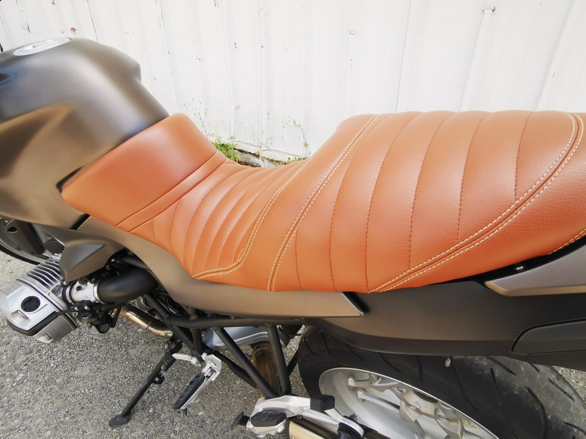 BMW R1200R シート BMW R1200R LC / R1200RS LC サージェントシート - P&A