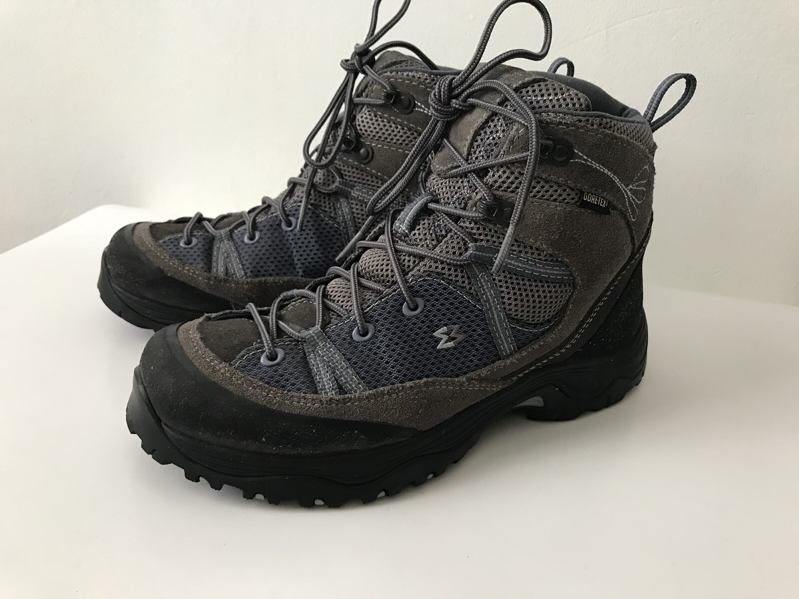 garmont hiking boots US6 Gore-tex