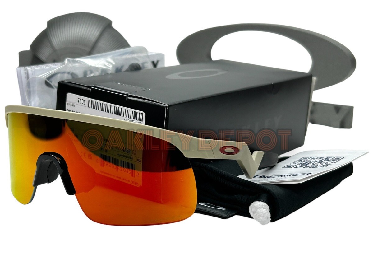 ✓🕶️ OAKLEY RESISTOR 00J9010 MATTE SAND/PRIZM RUBY YOUTH