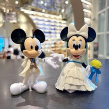 Disneys Mickey Minnie Wedding Mouse Figures Bride Groom Cake Topper Ring Gift