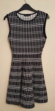 Zara Women Dress Size Small Black White Sleeveless Patterned