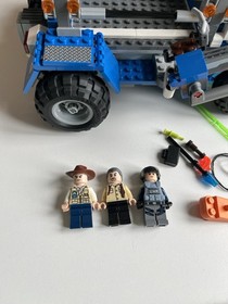 LEGO Jurassic World 75918 T. rex Tracker Complete With Figs And Manuals