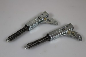 Bosch HEG73U151/58 Türscharnier Herd Tür Scharniere Scharnier 1 Paar 00499361