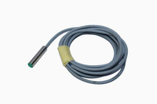 Baumer IFRM 06P1701/L INDUCTIVE PROXIMITY SWITCH 10212284