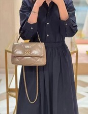 Tory Burch SMALL KIRA DIAMOND QUILT SHOULDER BAG 154706 Taupe Oak 575
