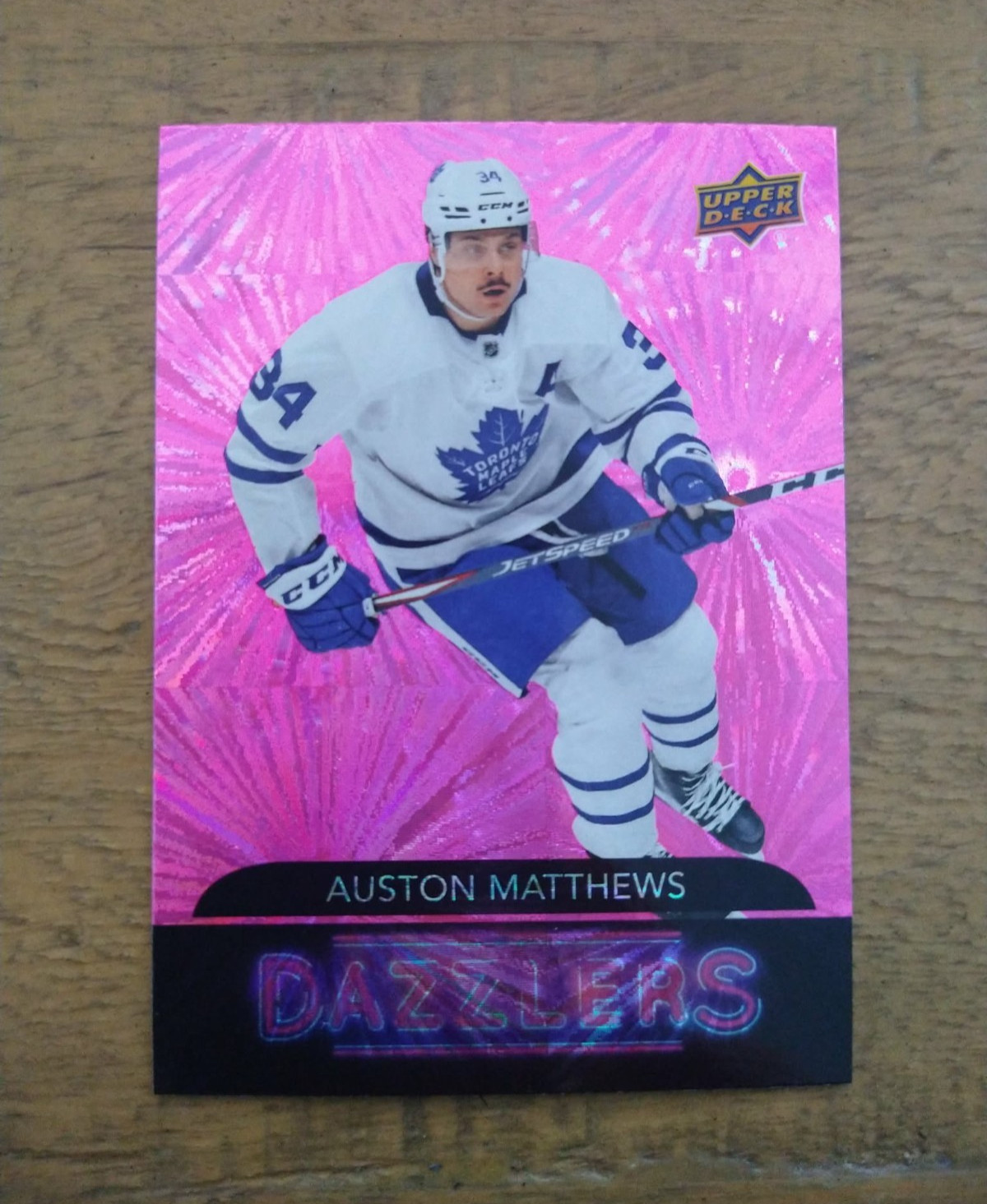 Auston Matthews – 2020-21 Upper Deck Dazzlers Pink #DZ-42 (Toronto Maple Leafs)