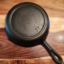 BSR (Birmingham Stove & Range) Red Mountain Cast Iron Skillet #5, Y-series
