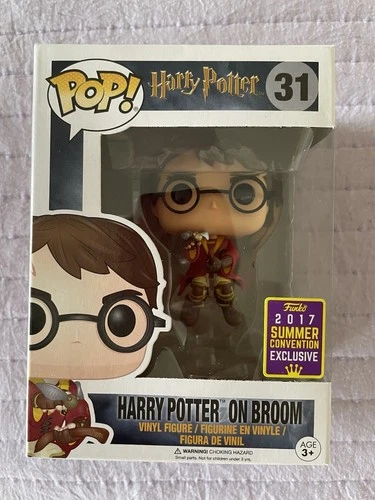 Harry Potter on Broom Funko Pop 2017 Summer Convention Exclusive #31 w Protector