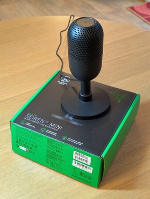 Razer Seiren V3 Mini USB Kompaktmikrofon - Schwarz Metall