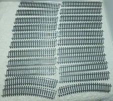 19 x Tri-ang / Hornby R600 OO Gauge Straight Track