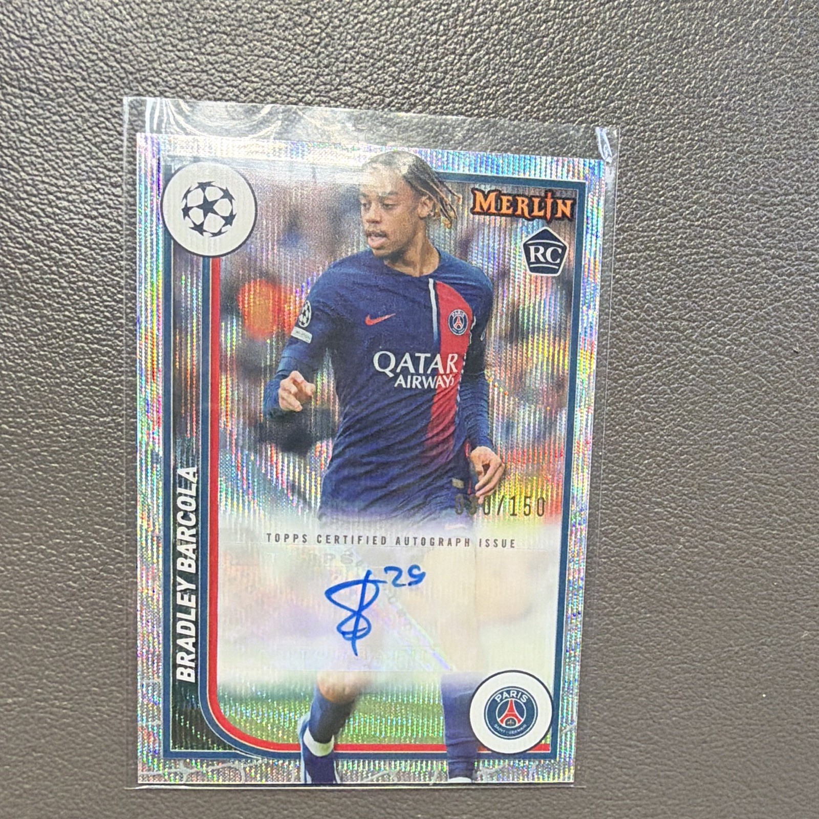 Topps Merlin Bradley Barcola PSG Silver Wave Auto RC /150 view 3