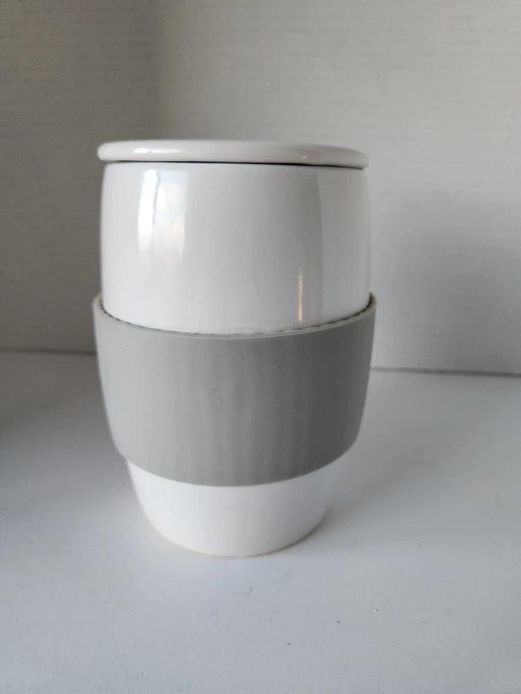 Pampered Chef Ceramic Egg Cooker Microwave Mug for Cakes Muffins Oatmeal #1529
