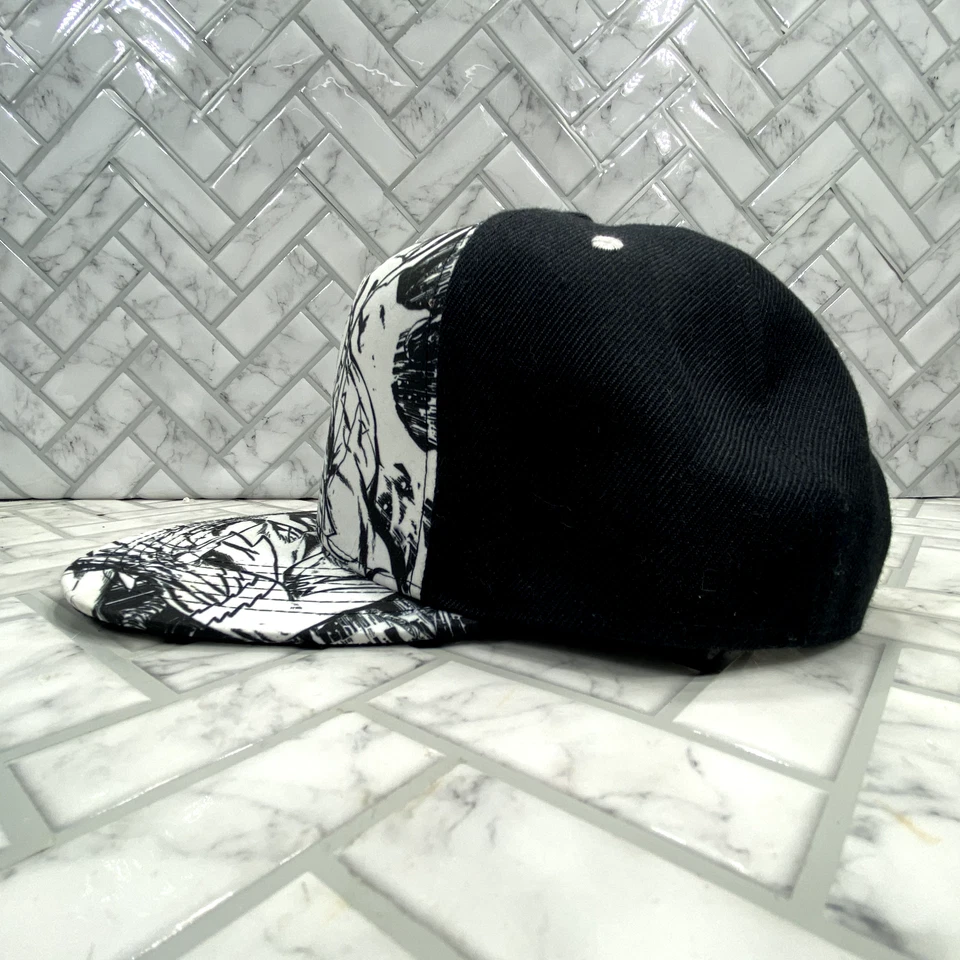 Gorra de béisbol The Flash DC Comics blanca y negra ajustable con cierre a presión Foto 3 de 4