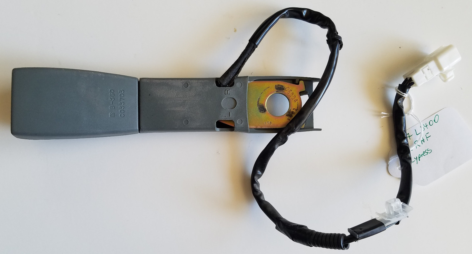 1997 Lexus LS400 Seat Belt Latch Buckle Receptable Cypress Green Right