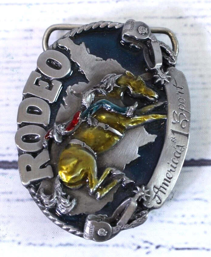 Fivela de cinto de estanho esportivo Rodeo America's #1 SISKIYOU ESTANHO E ESMALTE - Imagem 4 de 4