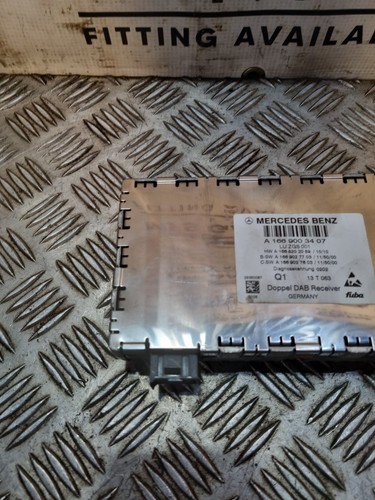 Mercedes E220 W212 2013-2016 Dab Radio Control Module A1669003407 - Picture 12 of 13