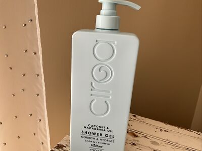 Ciroa  Coconut & Macadamia Oil Nourishing Shower Gel 33.8 oz Nourish & Hydrate