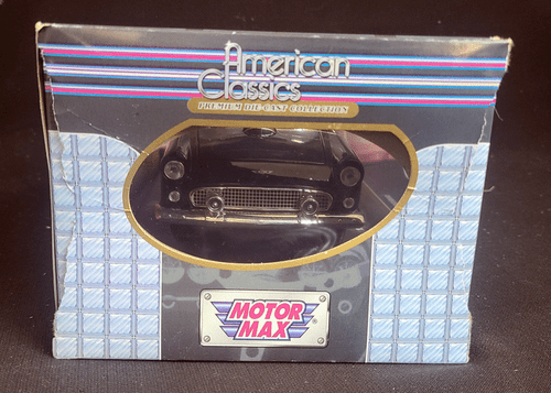Motor Max American Classic Black 1956 Ford Thunderbird 1:18 Premium Die-Cast - Picture 4 of 4