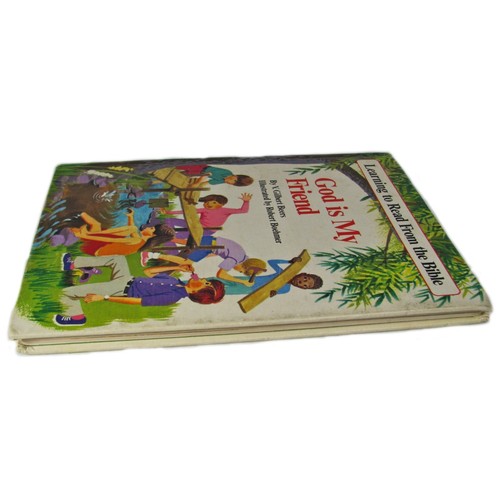 Vintage 1974 God Is My Friend Children's Book - Imagen 4 de 12