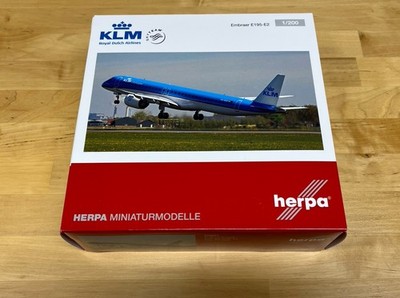 Herpa 572071 KLM Cityhopper Embraer E195 1:200