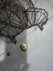 Lot Of Vintage Chicken And Rooster Decor Metal Egg Basket Copper Rooster — photo 3