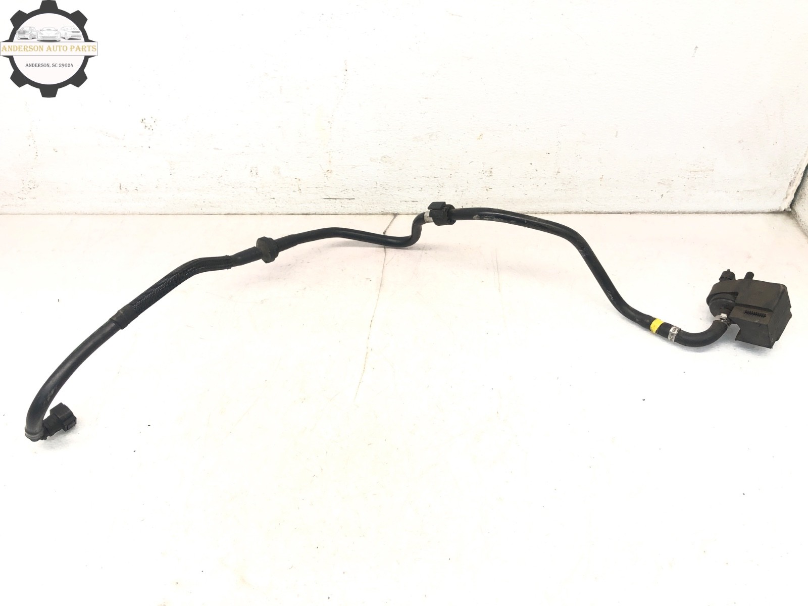 2014-2019 MASERATI GHIBLI 3.0L WASHER SOLENOID VALVE ACTUATOR W/ HOSE OEM