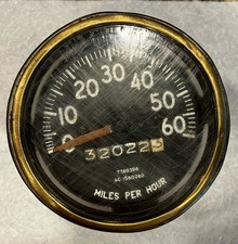 Vintage 1940s 1950s Jeep Willys M38 M38a1 Military Speedometer 7760396 Vintage 1940s 1950s Jeep Willys M38 M38a1 Military Speedometer 7760396