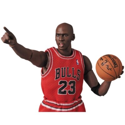 MAFEX Michael Jordan (Chicago Bulls) No.100 Figure MEDICOM TOY